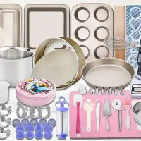 تعدادی لوازم قنادی و آشپزی