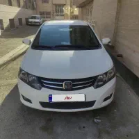 آریو دنده ایی بی رنگ مدل ۹۸ درحد فنی  کم کار