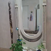 میز آرایش وآینه ایستاده
