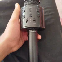 میکروفن بلوتوثی و کفش اسپرت پسرانه و شلوار پسرانه