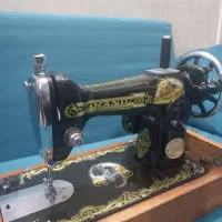 یک عدد چرخ خیاطی برقی سالم