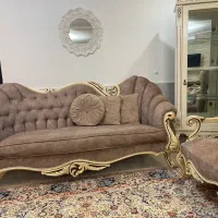 مبل هشت نفره همراه با سه عدد میز