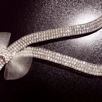 تل تاج تمام نگین