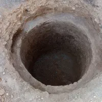 حفار چاه وتخریب