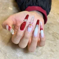 کاشت و ترمیم ناخن