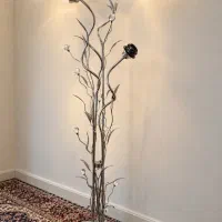 آباژور ایستاده