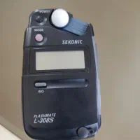 نورسنج|دوربین عکاسی و فیلمبرداری|تهران, کوی نصر مهرآباد|دیوار