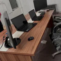 میز کنفرانس