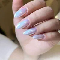 آموزش کاشت ناخن