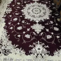 فرش ۱۲متری سالم و تمیز