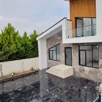 اگ ویژگیهای این ویلاروبدونی یکساعت صبر نمیکنی
