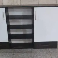 کتابخانه یا جاکفشی