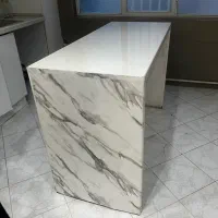 میز نهار خوری جزیره ایی