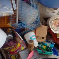 فروش تعدادی وسیله به علت جابجایی