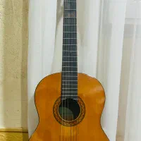 گیتار یاماها c40 به همراه تمام لوازمش