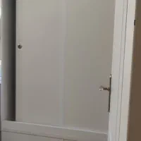 فروش فوری کمد لباس ریلی سه تکه نو