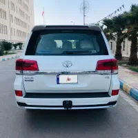 تویوتا لندکروز مدل ۲۰۲۱ کارکرد پایین|خودرو سواری و وانت|اهواز, اسلام آباد شرقی|دیوار