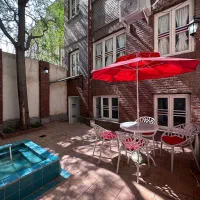 اجاره ویلایی دربستی۴۶۰متر۳طبقه۱۰۰مترحیاط مشجردوکله