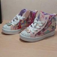 بوت اسکیچرز اصل لایت با ۵۰ درصد تخفیف ۵/۸۵۰/۰۰۰ ت