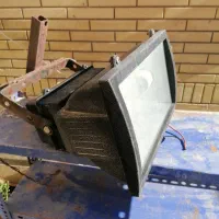 پرژکتور 400 شعاع رنگ فسفری روشن و پر نور|لامپ و چراغ|شیراز, شهرک مهرگان|دیوار