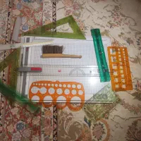 تخته رسم و خط کش