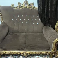 مبل ۹ نفره کارکرده همراه با میز سالم