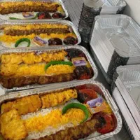 آشپز حرفه ای و پیک موتوری ساعتی