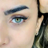کاشت مژه و لیفت ابرو