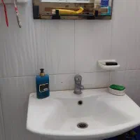 روشویی همراه اینه