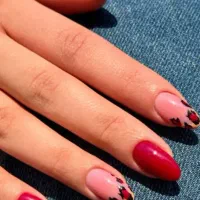 تخفیفات یلدایی ناخن رو از دست ندین