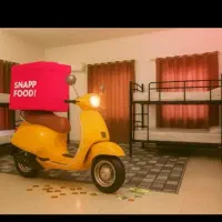 خوابگاه مردانه رایگان امکان اسکان فقط پیک موتوری