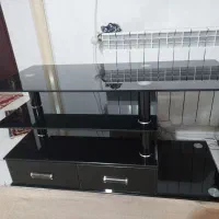میز تلوزیون شیشه ای