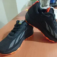 کتانی اسپرت سایز ۳۷