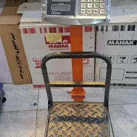 باسکول ۱۸۰ کیلویی برند محک کمری گمری در ترازو نوری