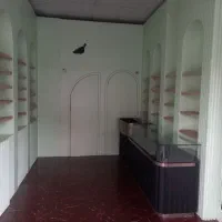 ویترین یا دکور فروشگاه آرایشی