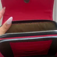 کیف|کیف، کفش، کمربند|قیدار, |دیوار