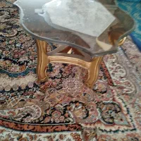 دوتا عسلی طلایی همراه با دوتا میز گرد بزرگتر نو|مبلمان خانگی و میز عسلی|شهرکرد, |دیوار