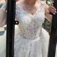 لباس  عروس و عقد و مجلسی|لباس|اندیشه, اندیشه فاز ۳|دیوار