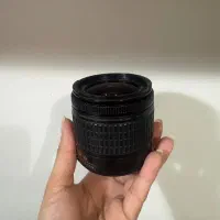 لنز نیکون