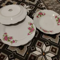 سرخ کن بزرگ وچینی گل سرخ|ظروف پختوپز|کرمانشاه, |دیوار