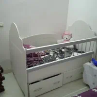 تخت بچه با تشک سالم 3میلیون 500