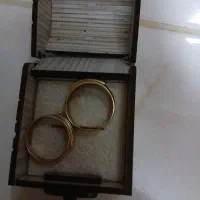 تقریبا  ۱۰۰ گرم  طلا