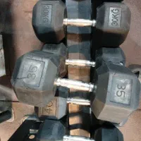 یک جفت دمبل ۳۵ کیلوی