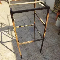 چهارپایه آهنی