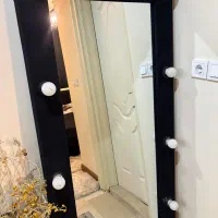آینه قدی چراغدار