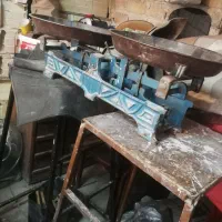 ترازو قدیمی