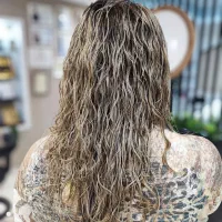 آموزش آرایشگری باتخفیف ویژه