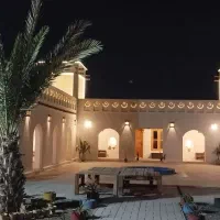 عمارت بادگیر|اجارهٔ کوتاه‌مدت ویلا و باغ|قشم, |دیوار