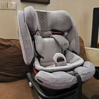 صندلی ماشین برند ماکسی کوزی نو با جعبه