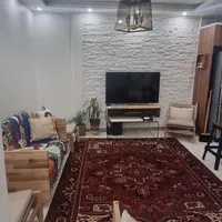۵۷ متر دو خوابه با ۵۰ متر حیاط اختصاصی|فروش آپارتمان|تهران, بهار|دیوار